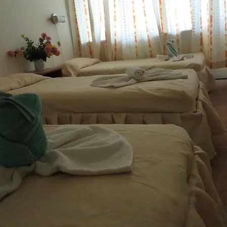 Hotel Tango Golden Sands