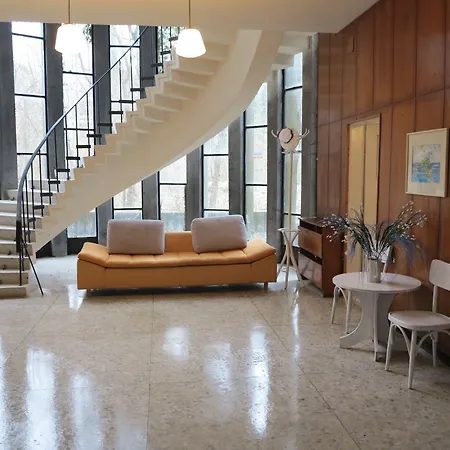 Hotel Tango